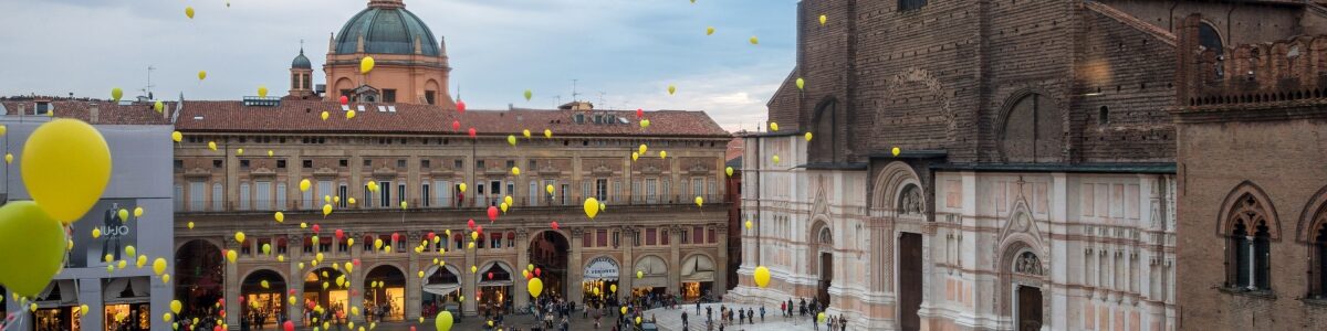 p,bo,2016,bologna,piazza_maggiore,w,13626,ugeorge